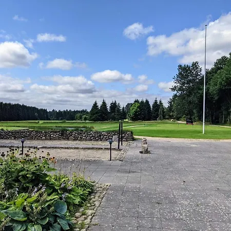 8 Person In Brovst-by Traum