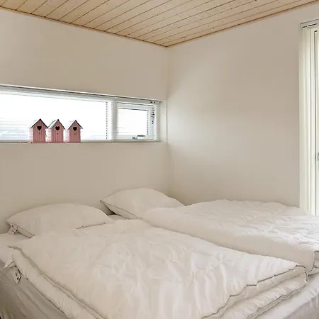 4 Star Holiday Home In Brovst *