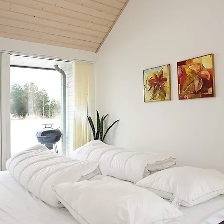 4 Star Holiday Home In Brovst Semesterbostad *