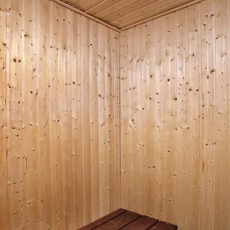 4 Star Holiday Home In Brovst *